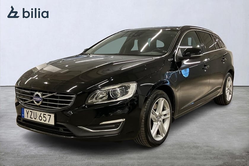 Bild 1 av Volvo V60 D5 Plug-in Hybrid AWD Classic Momentum / Drag / VOC