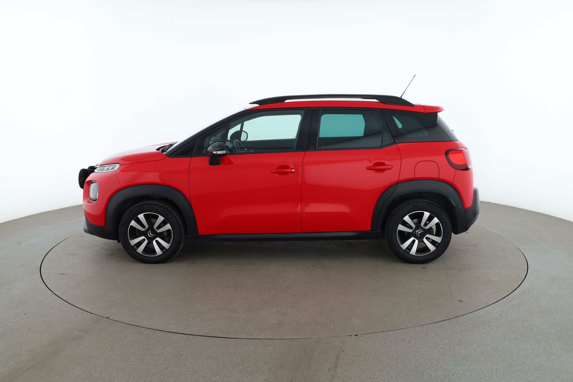 Citroen C3 Aircross 1.2 PureTech 110 2018, photo 2/38