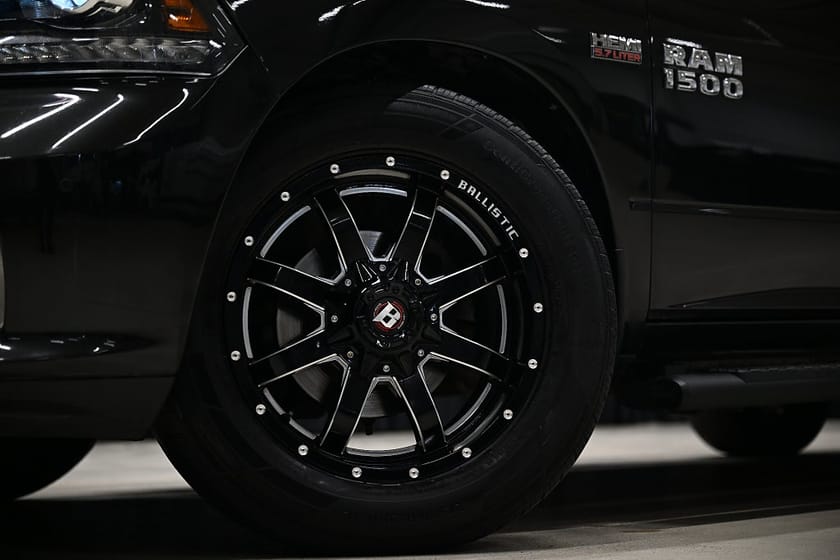 Bild 4 av RAM 1500 Crew Cab 5.7 V8 HEMI 4x4 395HK Drag|Rambox|Taklucka|Moms|SeUtr!