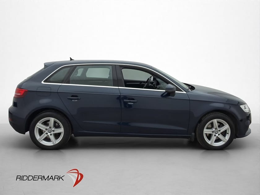 Bild 2 av Audi A3 Sportback 35 TFSI 150hk Proline Adaptiv farth Sensor