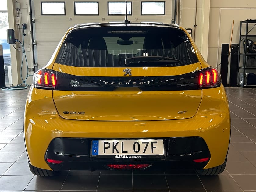 Bild 5 av Peugeot e-208 GT 50kWh Pano/Kamera/Navi/Carplay