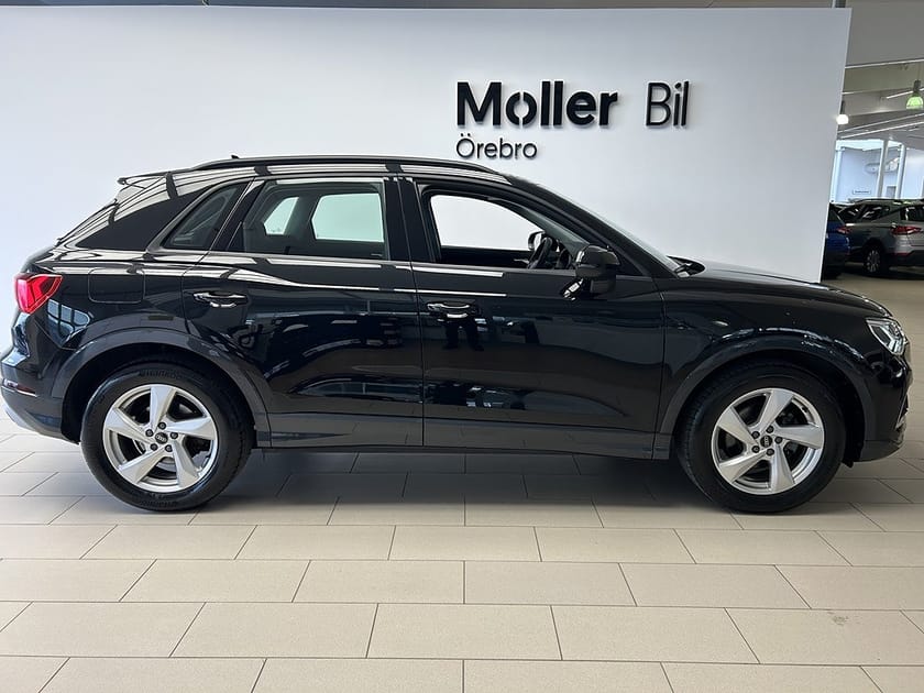 Bild 4 av Audi Q3 35 TFSI ADVANCED 150 HK S TRONIC Evo/Värmare/Drag