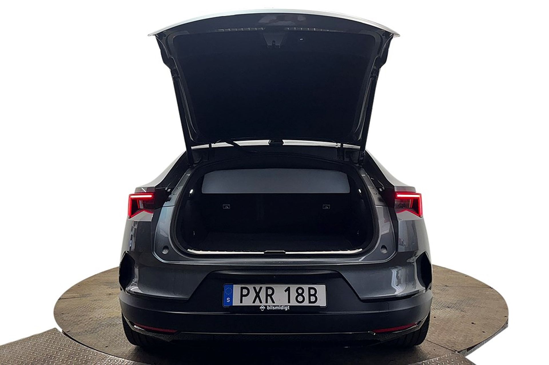 Polestar 4 2025, bild 7/10