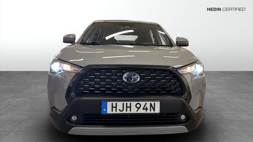 Bild 2 av Toyota Corolla Cross Hybrid AWD-i e-CVT 197hk Active Plus