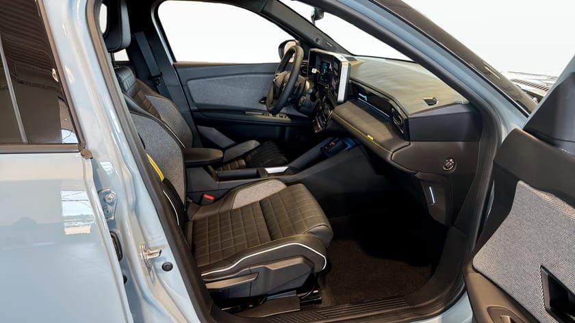 Bild 3 av Renault 4 E-Tech ELECTRIC ICONIC EV52