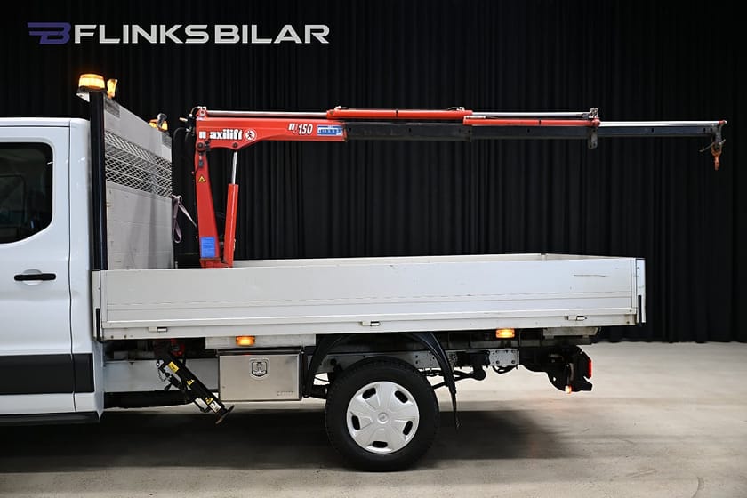 Bild 3 av Ford Transit 350 Chassi Dubbelhytt AWD 170HK Dubbelhytt|Flak|Kranbil|Leasbar|SeUtr!