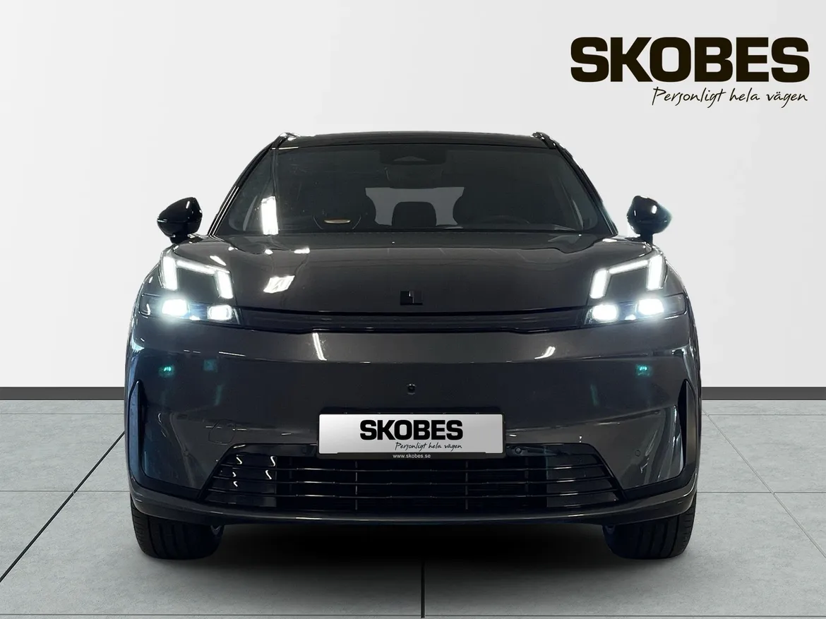 Lynk & Co 08 PHEV