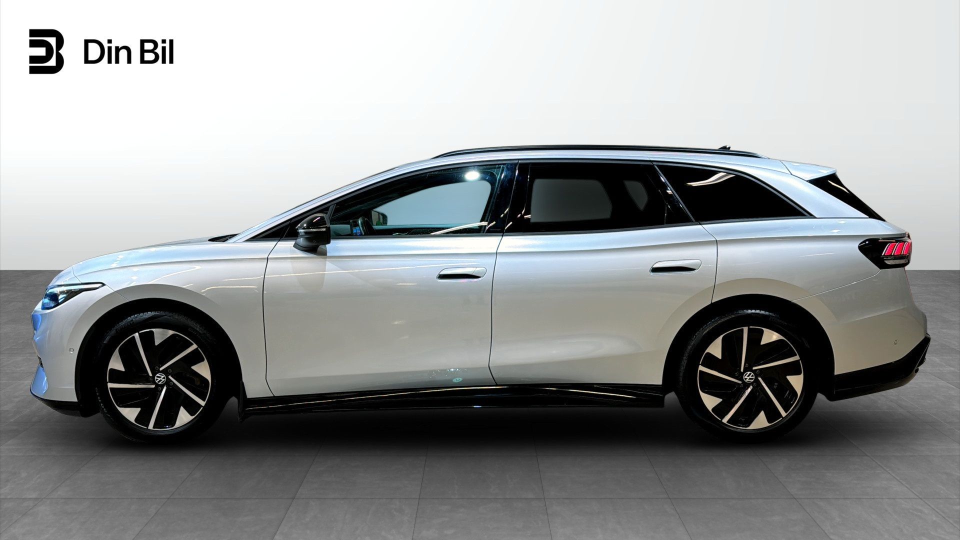 Volkswagen ID.7 Pro Tourer 2025, kuva 2/10