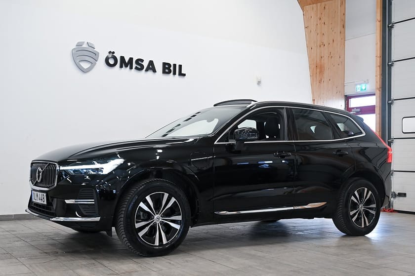 Bild 1 av Volvo XC60 Recharge T6 AWD Core Panorama 350hk