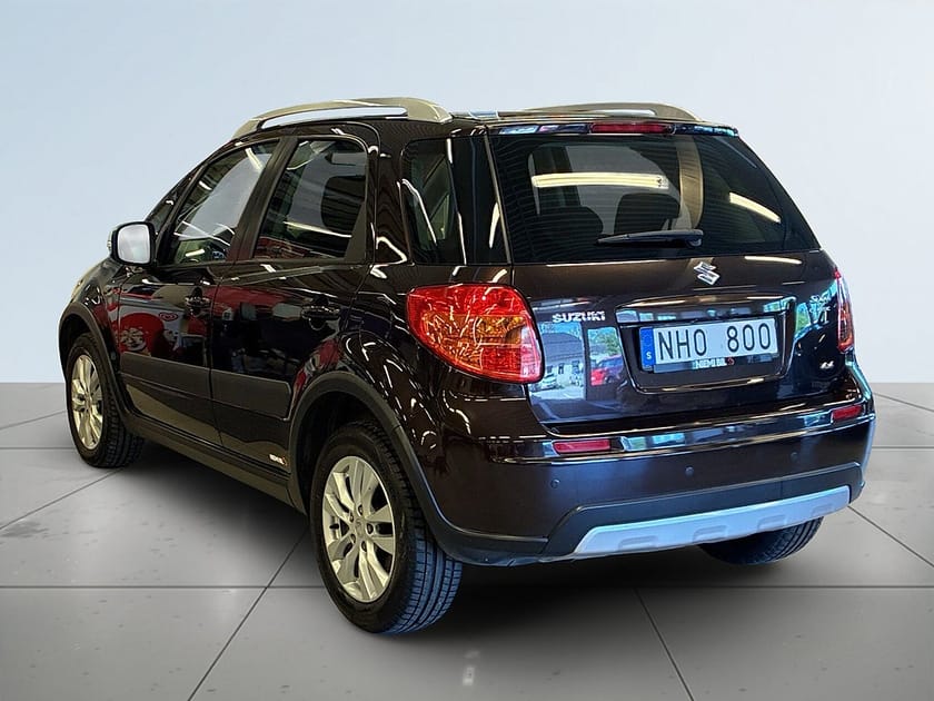 Bild 5 av Suzuki SX4 1.6 DOHC 16V VVT 4x4 SoV-Däck/P-Sens/MoK-Värmare