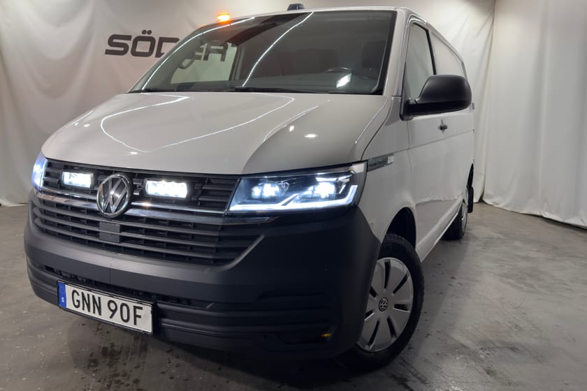 Bild 2 av Volkswagen Transporter T30 2.0 TDI DRAG KAMERA VÄRMARE VERKSTADSKÅP MOMSBIL