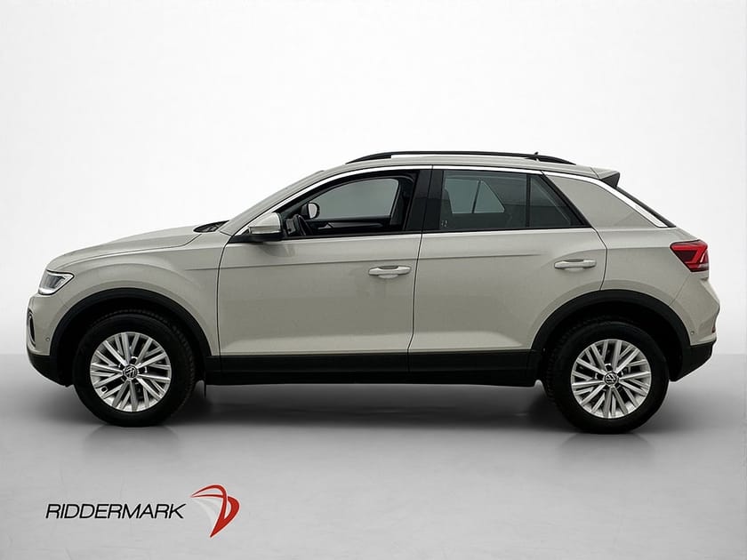 Bild 4 av Volkswagen T-Roc 1.0 TSI 110hk Cockpit Drag CarPlay Sensorer