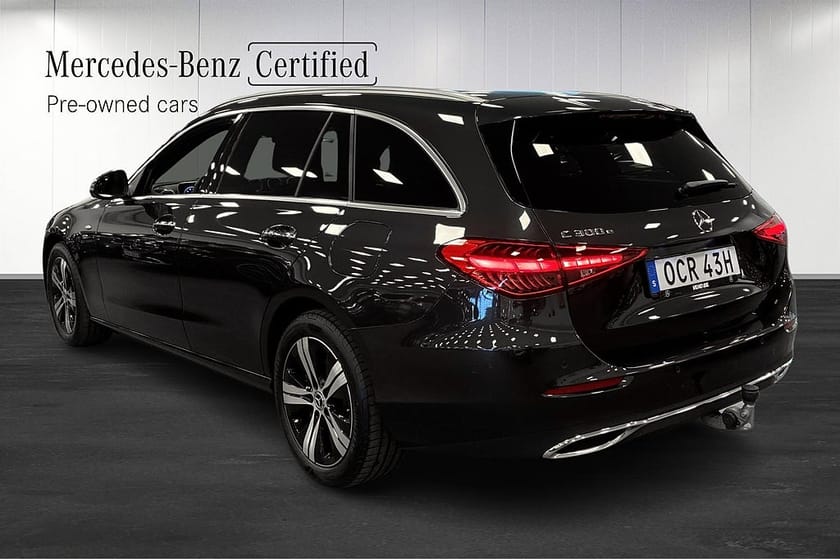 Bild 4 av Mercedes-Benz C 300 T e Drag Burmester Digital Light Minnesstolar 360