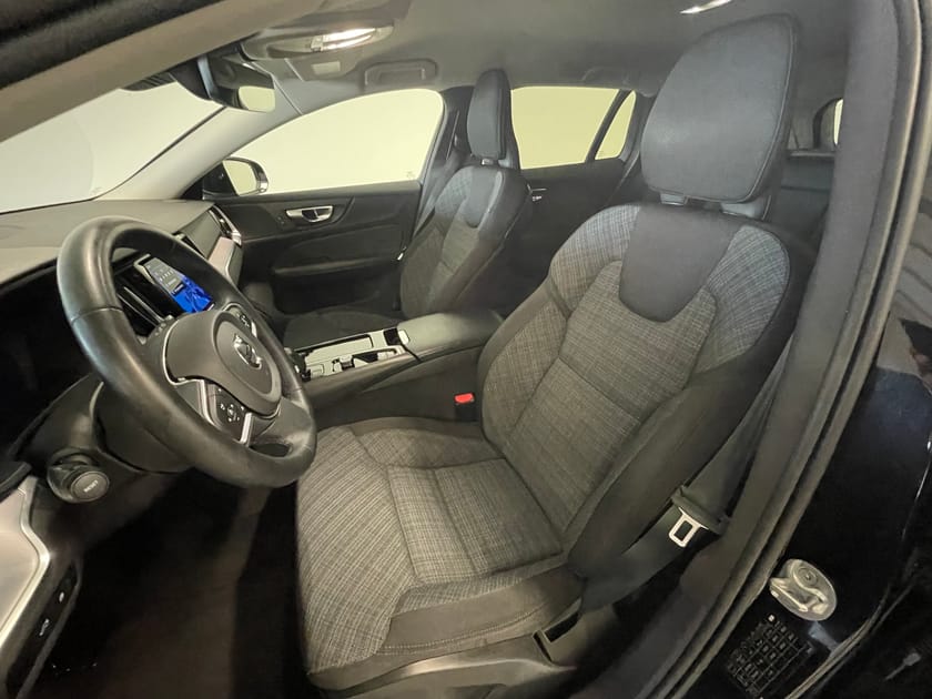 Bild 4 av Volvo V60 Recharge T6 Core Bright Nav Backkamera