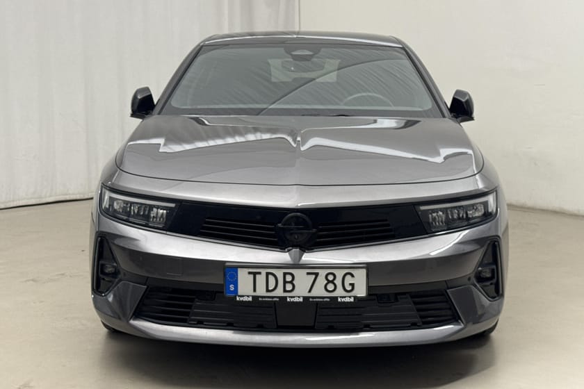 Bild 5 av Opel Astra Plug-In Hybrid 180 180hk GS Line 360 kamera