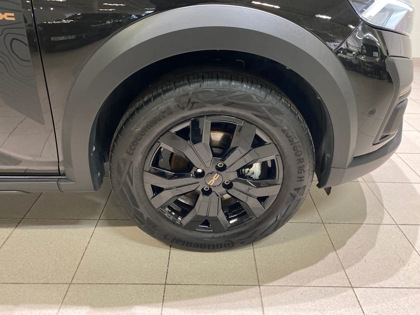 Bild 3 av Dacia Jogger 7-sätes HYBRID 140 extreme 7 platser