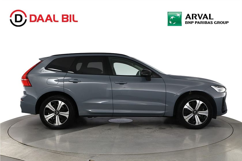 Bild 5 av Volvo XC60 RECHARGE T6 AWD 350HK PLUS DARK PANO DRAG BACKKAMERA