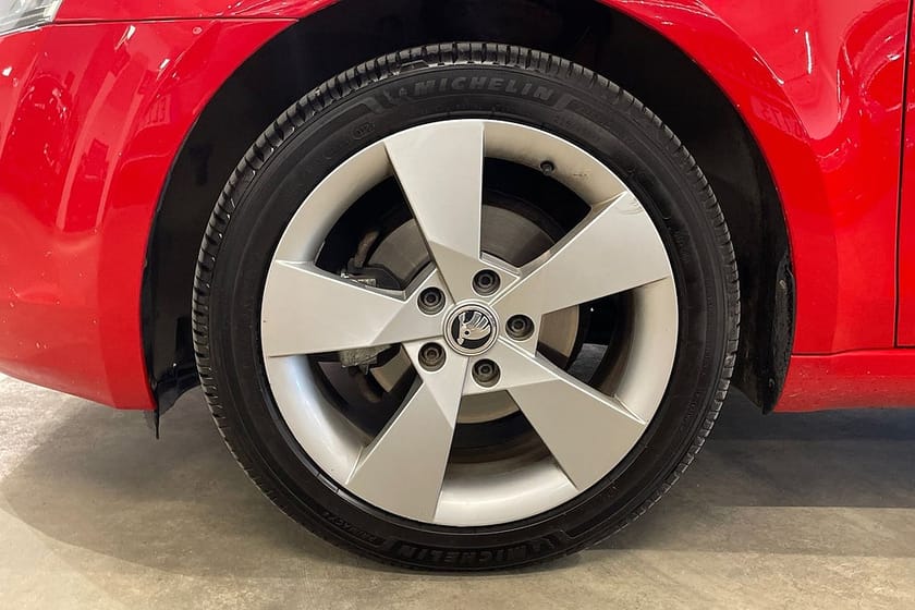 Bild 4 av Škoda Octavia Kombi Skoda Elegance / Drag / P-Sensor / Elbaklucka
