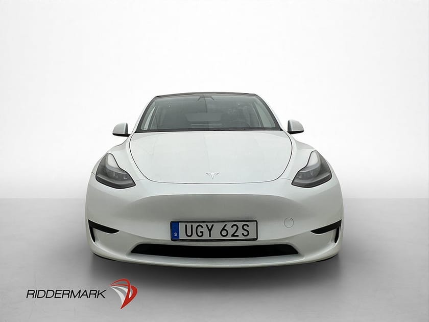 Bild 3 av Tesla Model Y Standard Range RWD Dragkrok Värmepump Autopilot