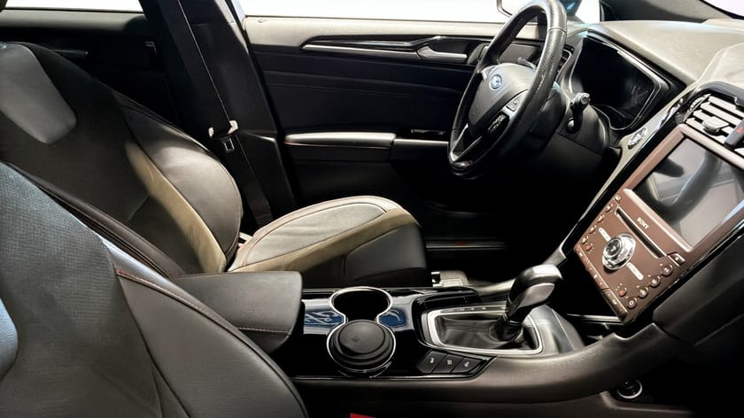 Bild 3 av Ford Mondeo Kombi Hybrid