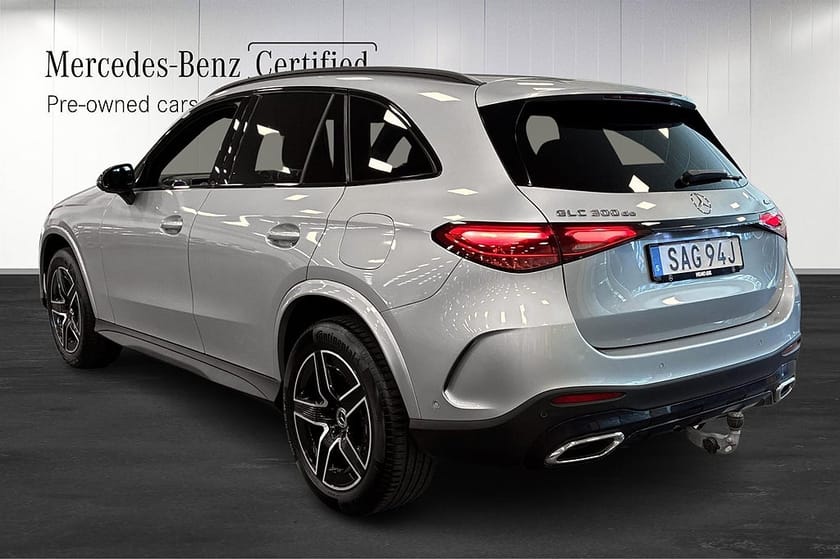Bild 4 av Mercedes-Benz GLC 300 d e 4MATIC AMG Night Drag  Distronic