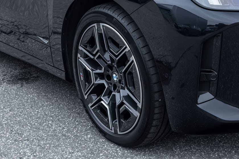 Bilde 3 av BMW iX xDrive60 M-Sport Luft Bakhjulsstyring Pano Krok