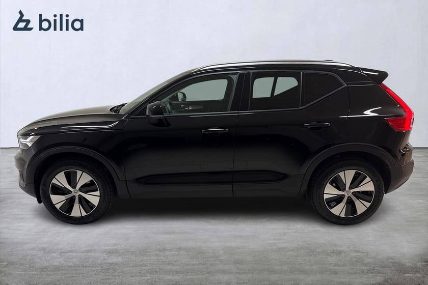 Bild 3 av Volvo XC40 B4 AWD DCT Momentum Advanced Navi Pro Edition /Panorama