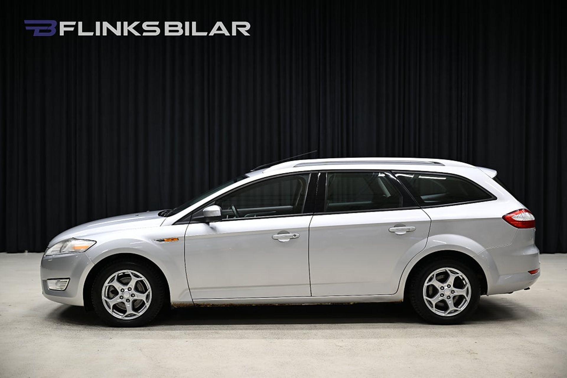 Ford Mondeo Kombi 2.0 145HK Dragkrok 2007, kuva 2/10