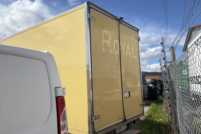 Bild 3 av Peugeot Boxer Chassi Cab 335 2.0 Volymskåp (163hk) Reparationsobjekt