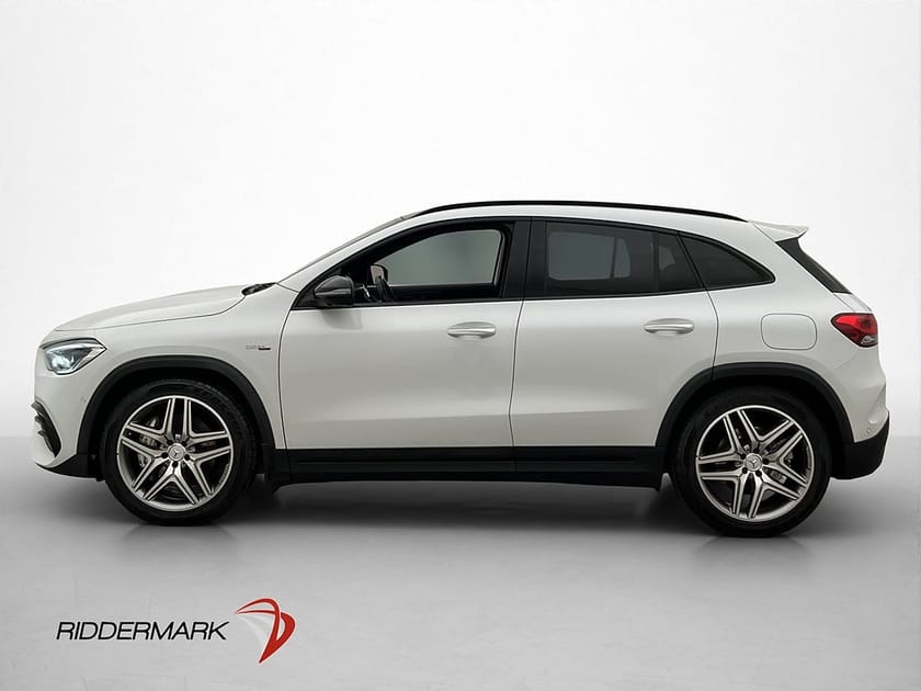 Bild 5 av Mercedes-Benz AMG GLA 35 4MATIC 4M Pano Burm Wide 360° Navi Drag