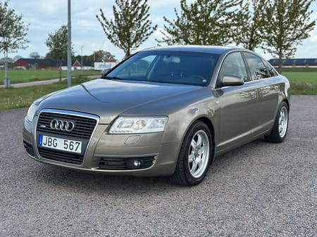 Audi A6 Sedan