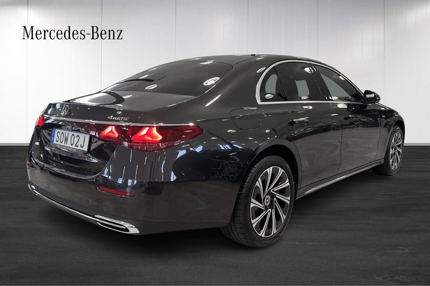 Bild 5 av Mercedes-Benz E 400 e 4MATIC SEDAN AMG ADVANCED EDITIO