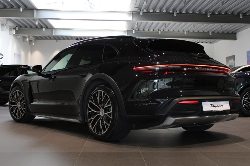 Bild 2 av Porsche Taycan 4 Cross Turismo 