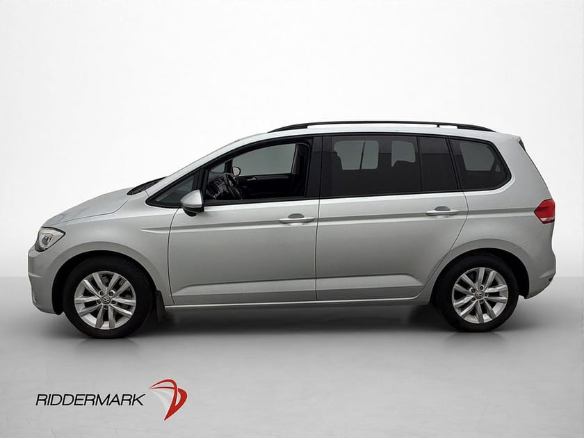 Bild 4 av Volkswagen Touran 1.2 TSI  7-Sits Drag Kamera Adaptiv-Fart