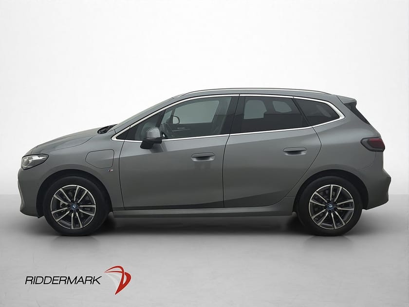 Bild 4 av BMW 225e xDrive Active Tourer M Sport Kamera CarPlay MOMS