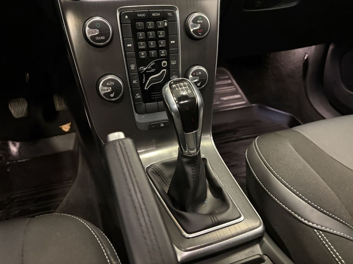 Volvo Volvo V40 — bild 14