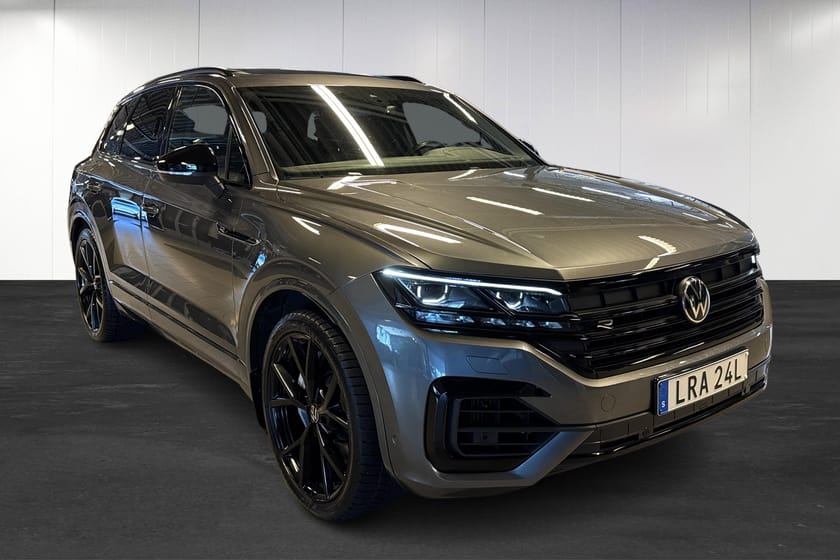 Bild 2 av Volkswagen Touareg R eHybrid 4M | Luftfjädring | Pano | Drag | Cockpit | Navi |