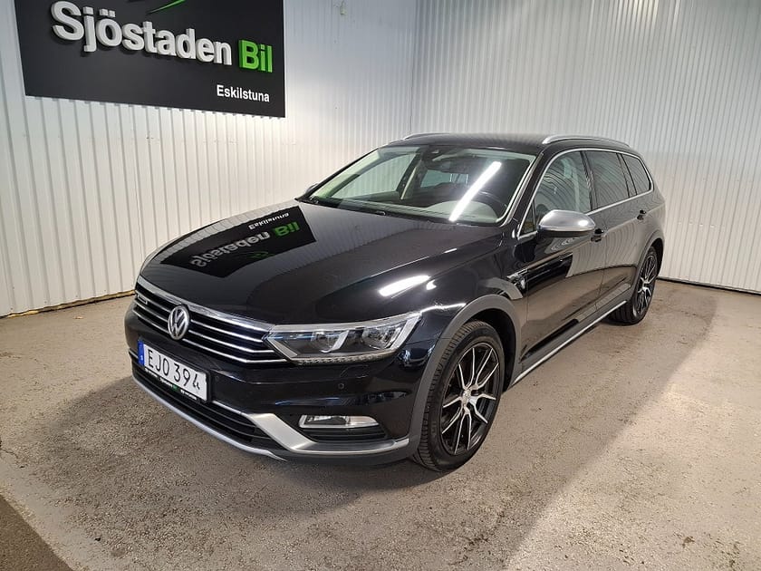 Bild 1 av Volkswagen Passat Alltrack 2.0 TDI DPF SCR 4Motion Drag Helskinn Värmare