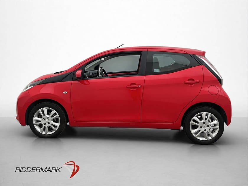 Bild 3 av Toyota Aygo 1.0 VVT-i x-shift X-Play Bluetooth 0,42l/mil