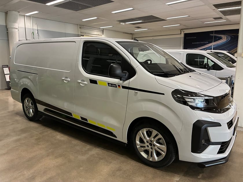 Bild 1 av Opel Vivaro Panel Van Long L3 150 hk Diesel AT8 ELITE GS Line