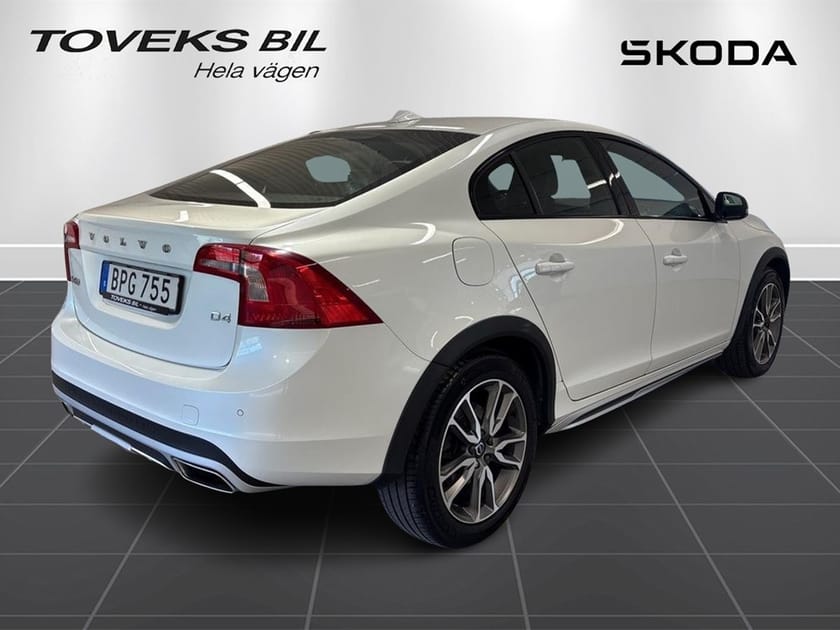 Bild 3 av Volvo S60 Cross Country D4 190Hk Manuell Drag Pano Elstol