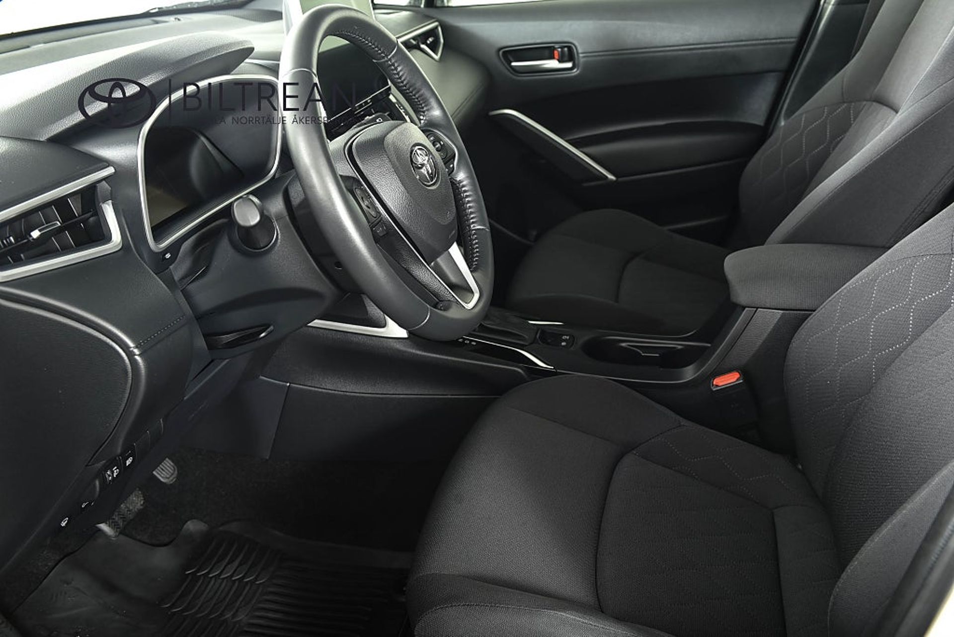 Toyota Corolla Cross 2024, bild 6/10