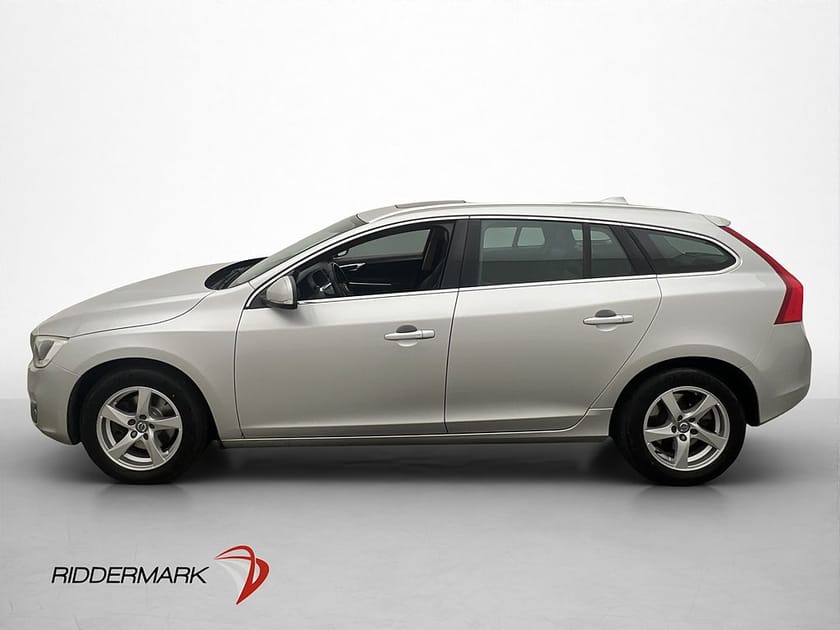 Bild 4 av Volvo V60 D4 Summum VOC D-Värmare Skinn Drag T-Lucka Navi