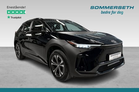 Toyota bZ4X Active Tech, hengerfeste, Lazer Linear 18 ekstralys
