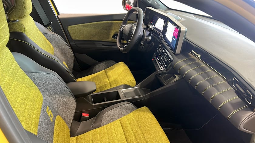 Bild 3 av Renault 5 E-Tech ICONIC FIVE 52KW *DEMO*