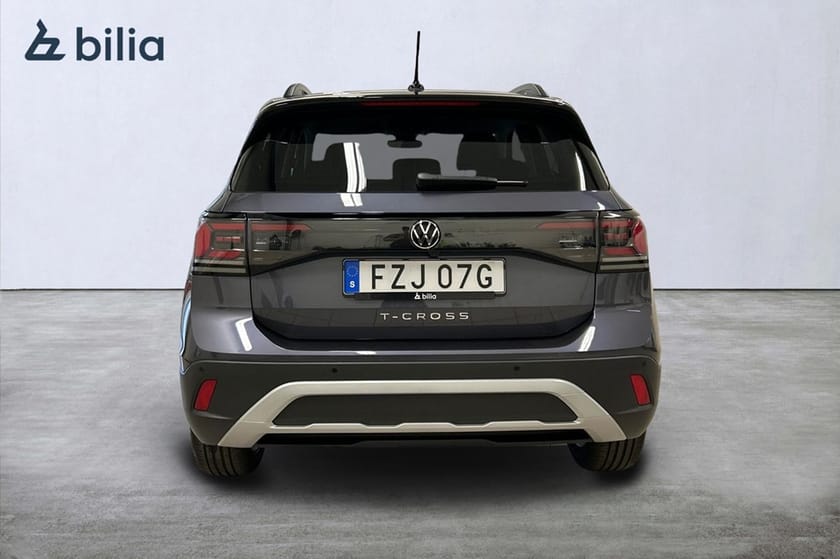Bild 3 av Volkswagen T-Cross Life 1.0TSI (115hk) Backkamera Keyless