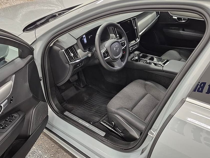 Bild 2 av Volvo V90