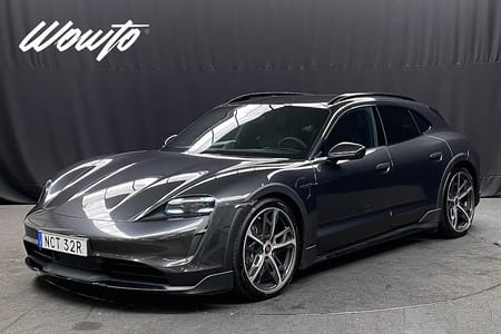 Porsche Taycan 4 Cross Turismo 381HK /18-Vägs /Bose /Pano