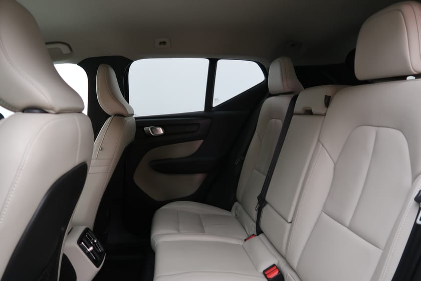 Bild 5 av Volvo XC40 D3 AWD Momentum Edition