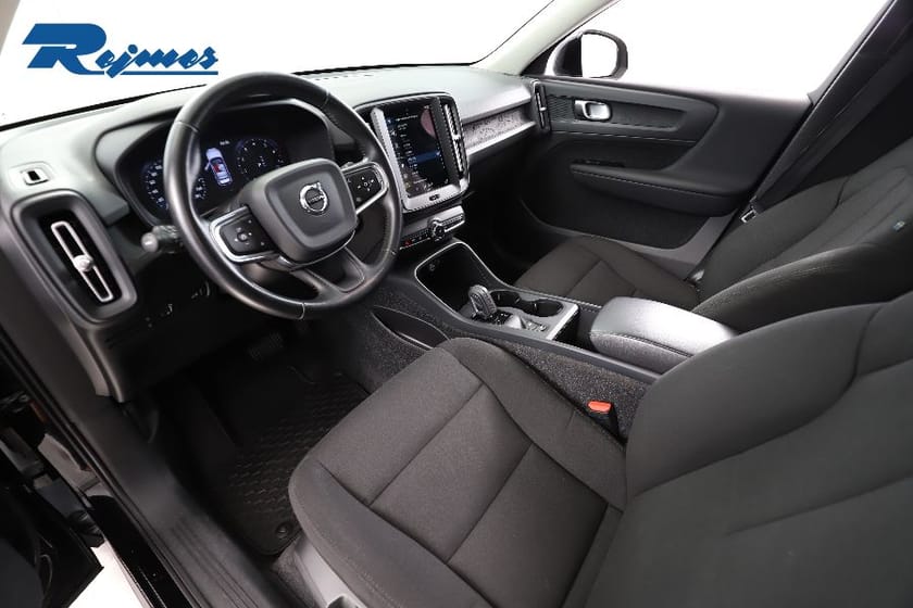 Bild 5 av Volvo XC40 T2 FWD Momentum Core